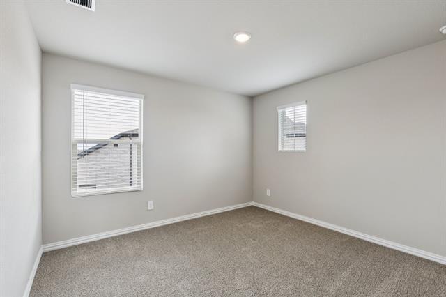 Building Photo - 4018 Sandstone Dr