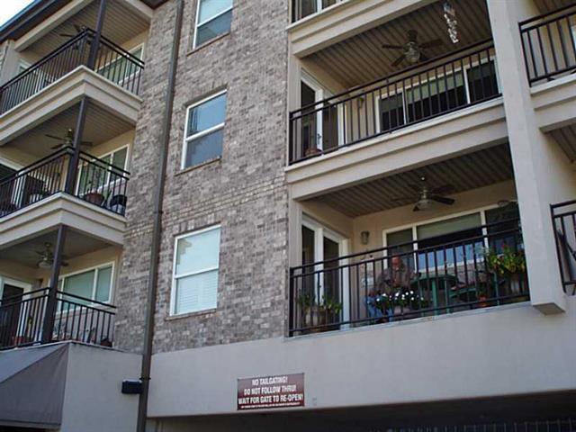 Building Photo - 500 Lake Marina Ave