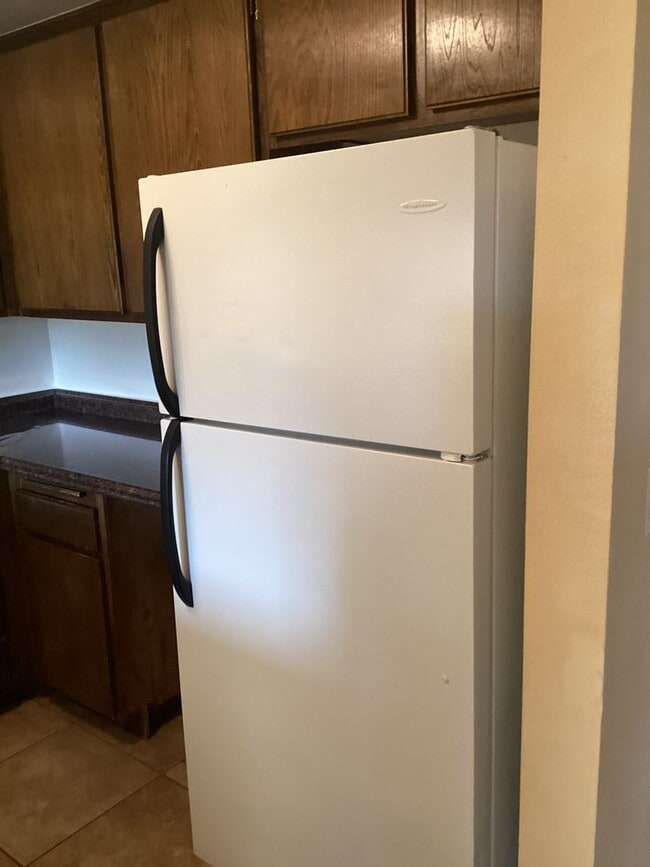 Building Photo - Large Two Story Condo In the Orcutt Bluffs with Easy Access to 135/Vandenberg SFB