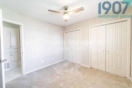 Building Photo - 1611 Pinewood Dr