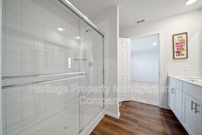 Building Photo - 13721 Crossbow Rdg