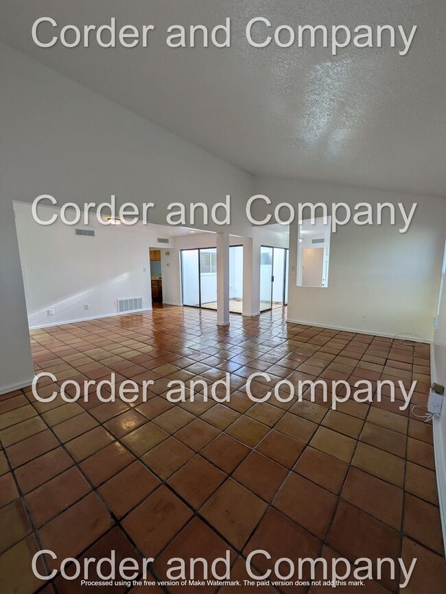 Building Photo - Spacious and naturally lit 4 Bathroom, 2 Bathroom, 2 Car Garage Home at 1,933 Sq Ft.