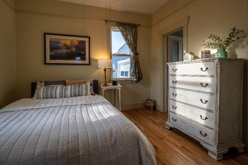 Building Photo - 231 C St