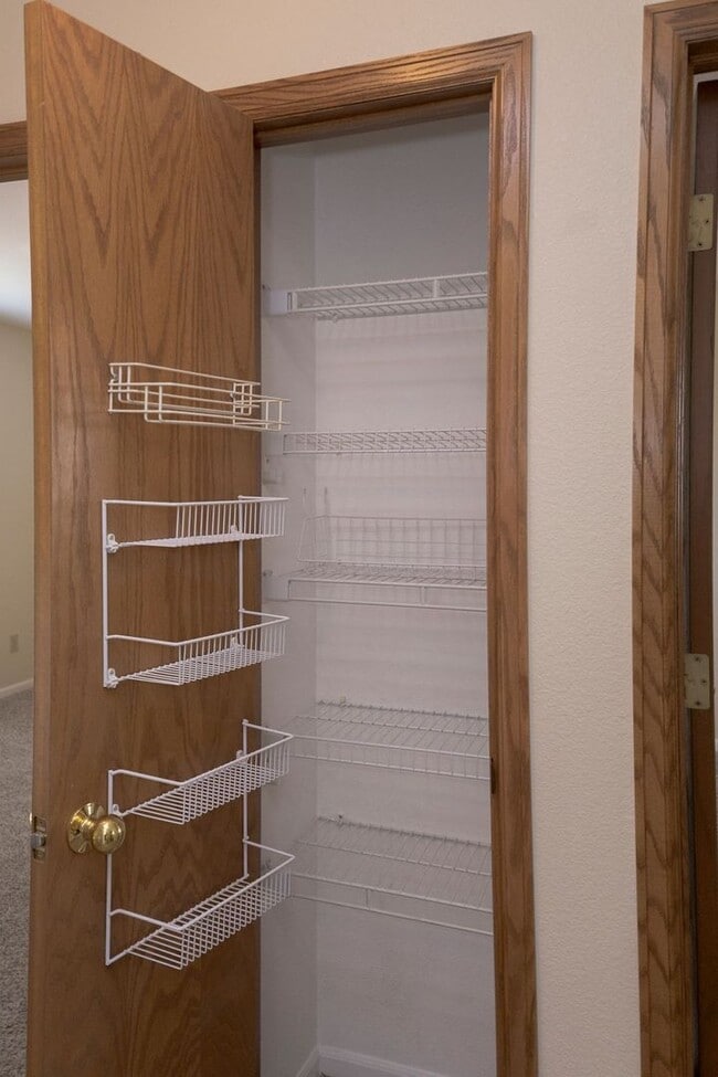 Building Photo - Home backing to foothills