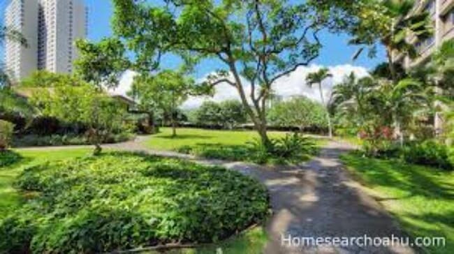 Building Photo - 1255 Nuuanu Ave