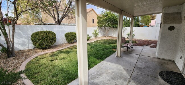 Building Photo - 9532 Aspen Glow Dr