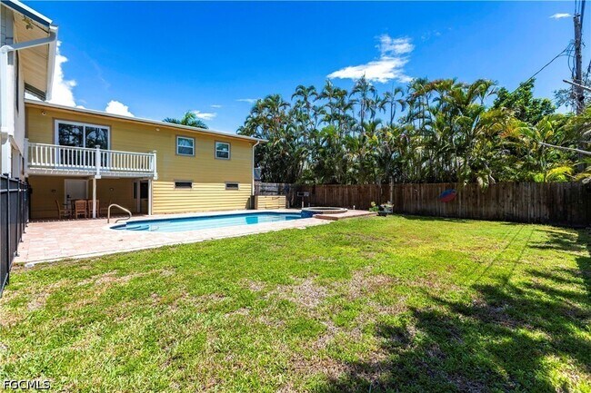 Building Photo - 15410 Allen Way