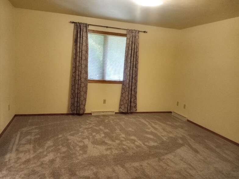 Building Photo - 3181 Westowne Ct