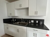 Building Photo - 2023 Reservoir St