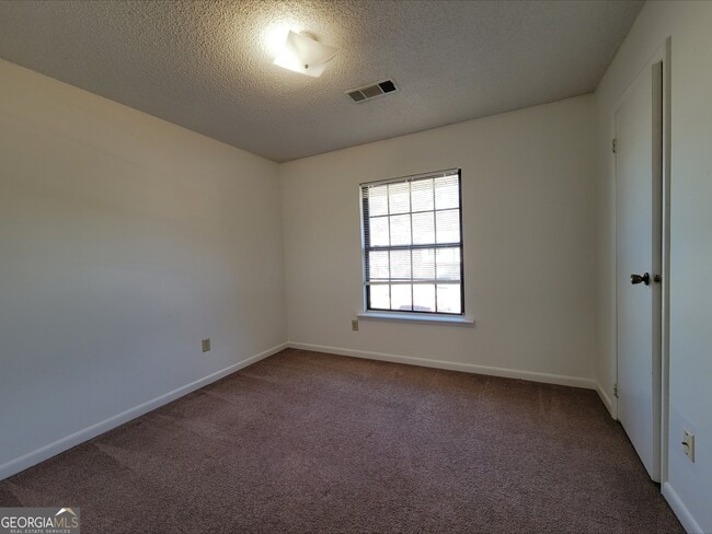 Building Photo - 4570 Hwy 53