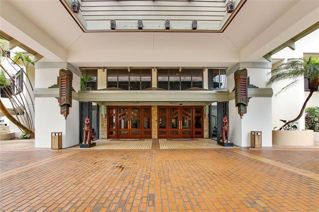 Building Photo - 520 Brickell Key Dr