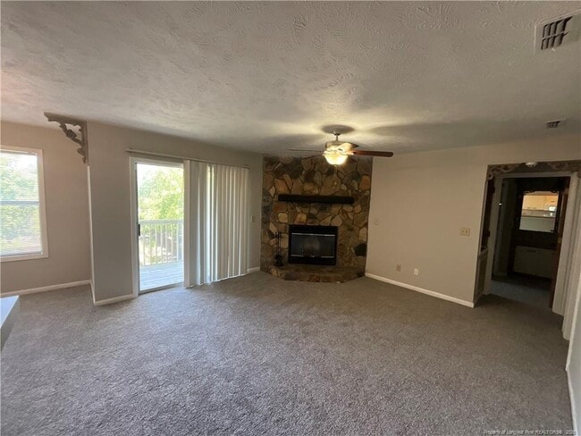 Building Photo - 1014 Brookhollow Dr