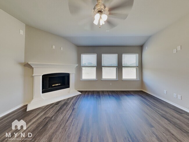 Building Photo - 3905 Chippewa Ct