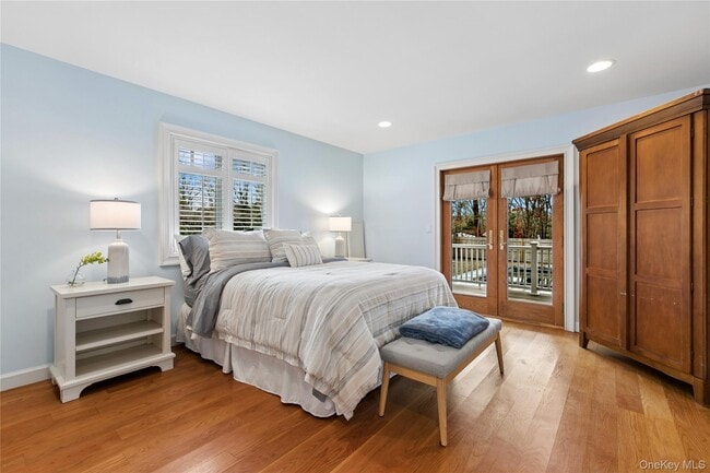 Building Photo - 10 Foxboro Rd