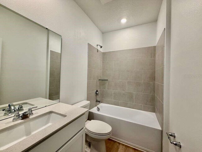 Building Photo - 5111 Natalia Dr