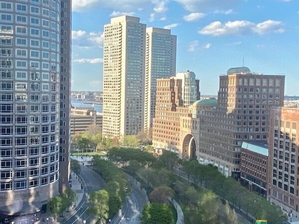 Primary Photo - 500 Atlantic Ave