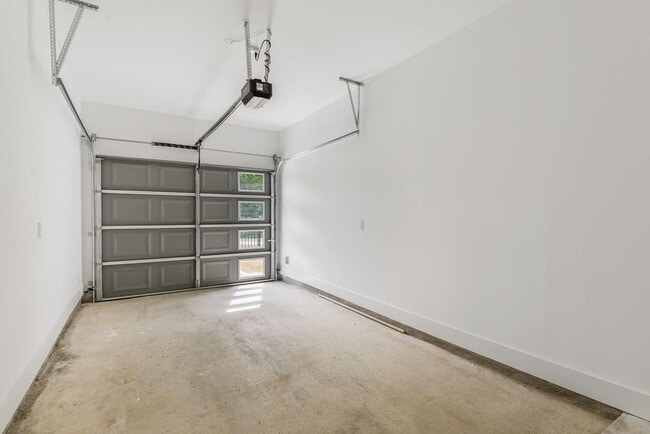 Building Photo - 5921 Mountwood St