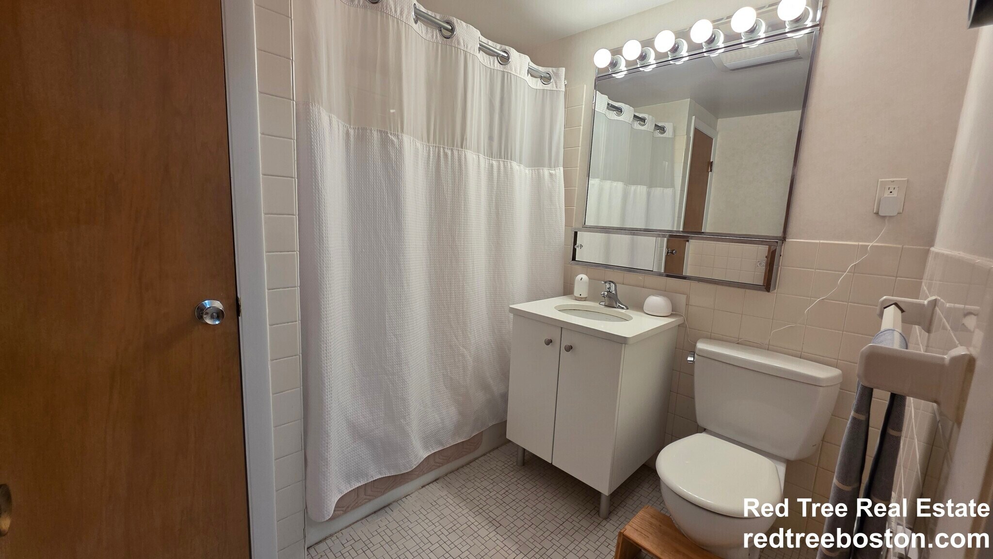 Building Photo - 35 Vernon St