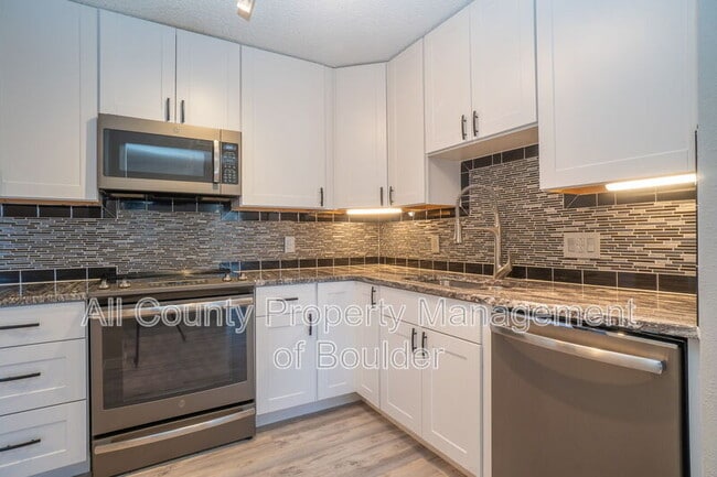 Building Photo - 5102 Williams Fork Trail