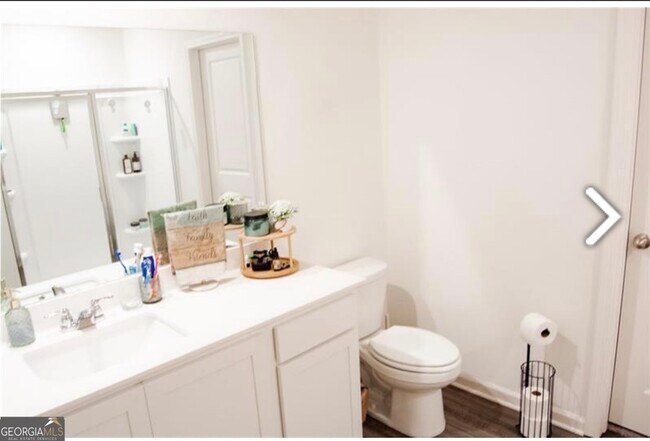 Building Photo - 7584 Saffron Ave