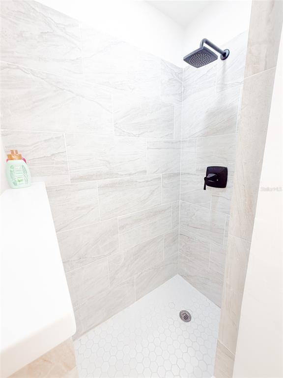 Building Photo - 10246 Turkey Lake Rd