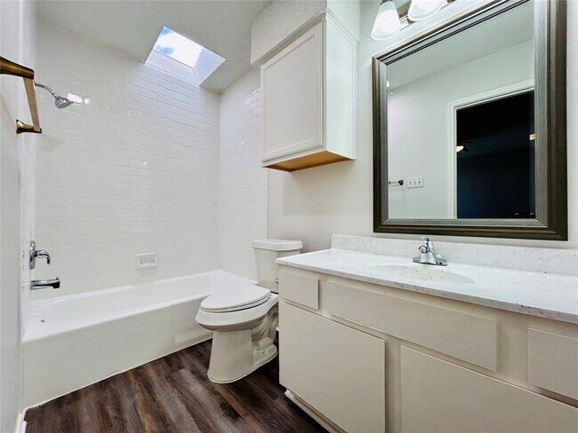 Building Photo - 9315 Kempler Dr