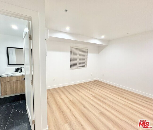 Building Photo - 4512 St Elmo Dr