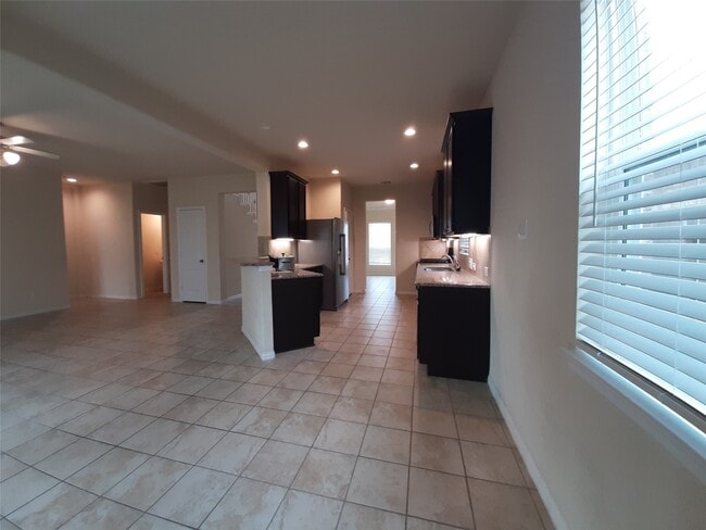 Building Photo - 22830 Highland Bluff Ln