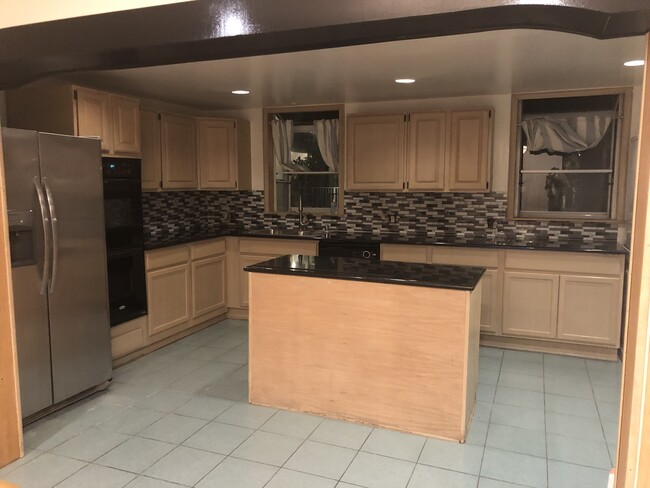 Newly remodeled kitchen with induction cooktop - 11670 W Sunset Blvd