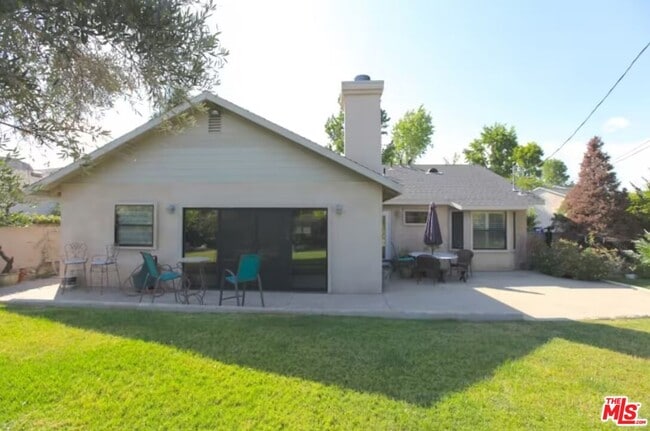 Building Photo - 4930 Garden Grove Ave