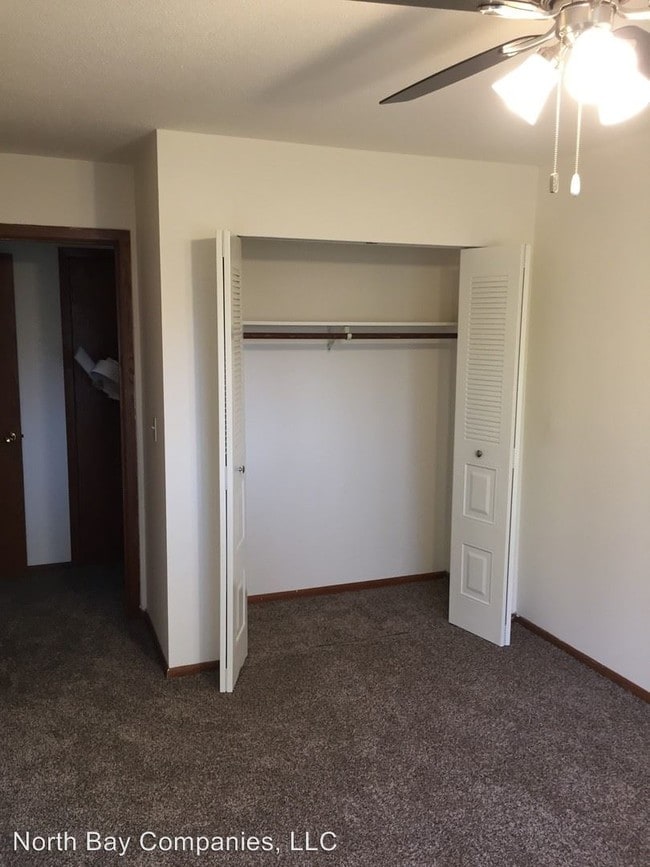 Building Photo - 11644-11670 Dakotah St NW