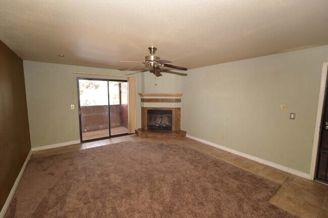 Building Photo - 2nd Floor Condo in a Gated Community