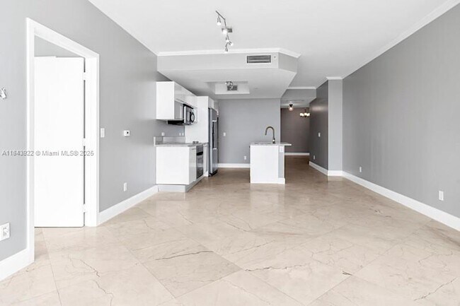 Building Photo - 888 Biscayne Blvd