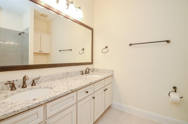 Building Photo - 21331 Summer Wine Dr