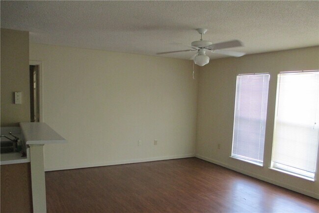 Building Photo - 155 Anderson Hwy