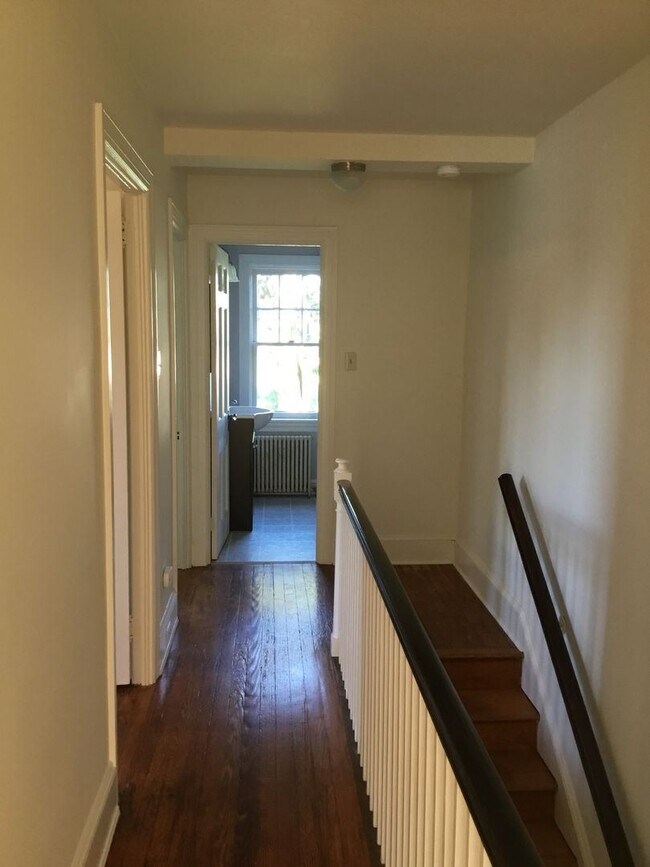 Building Photo - 3 br, 2 bath House - 2090 NEW DANVILLE PIKE