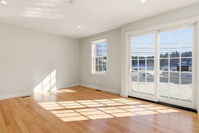 Building Photo - 13 Merrimac St