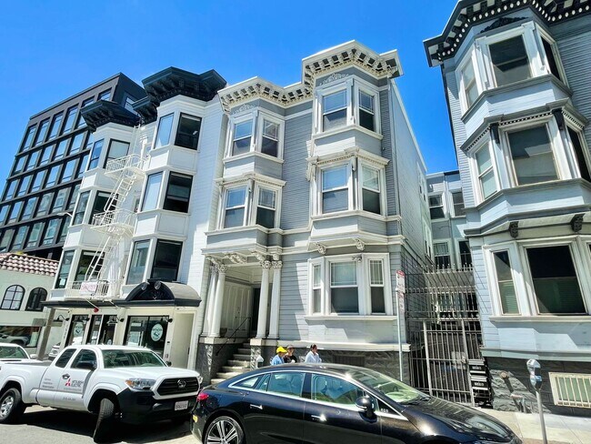 Building Photo - 1541 Franklin St