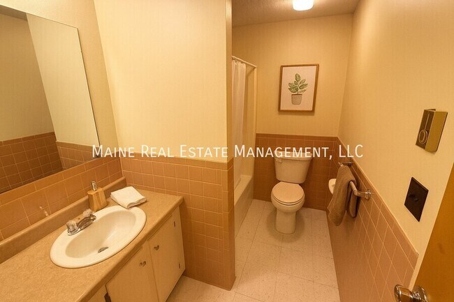 Building Photo - 18 Wenbelle Dr