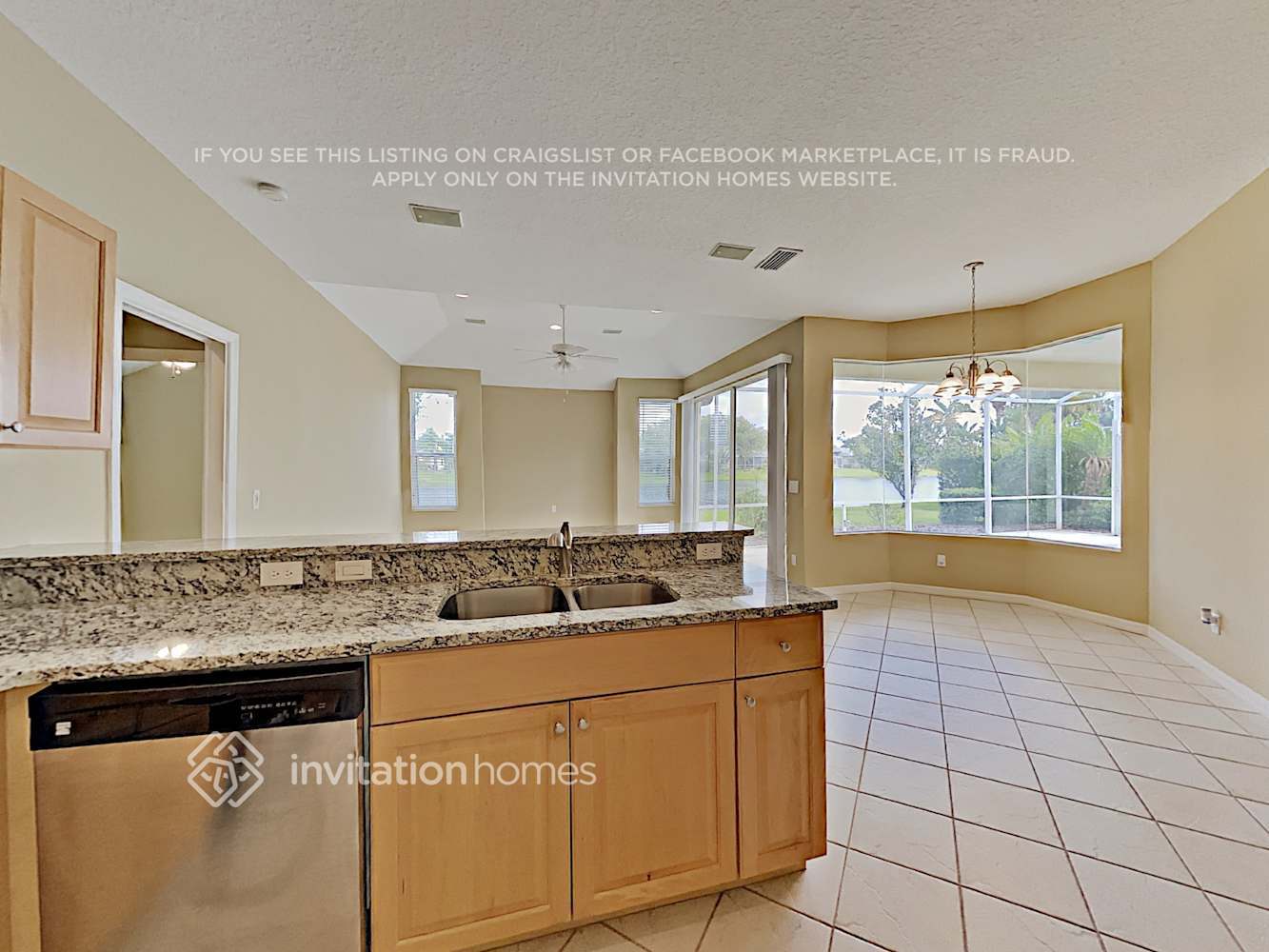 Building Photo - 11909 Clubhouse Dr