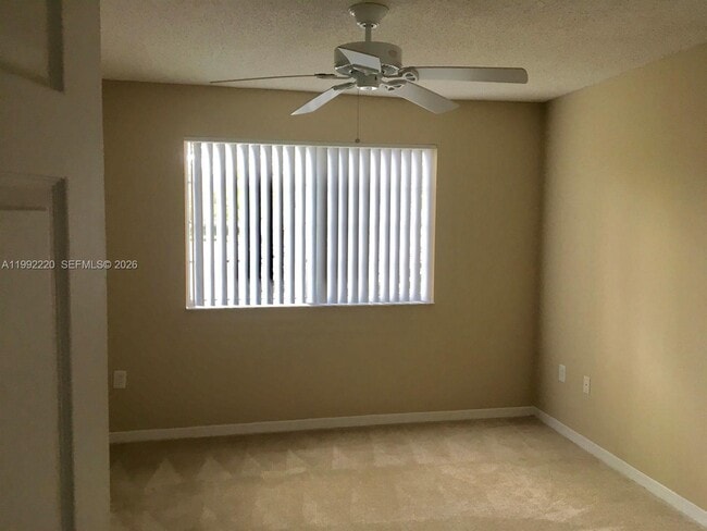 Building Photo - 4175 N Haverhill Rd