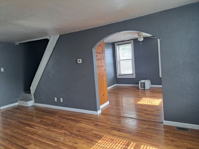 Building Photo - 430 W Galena Ave