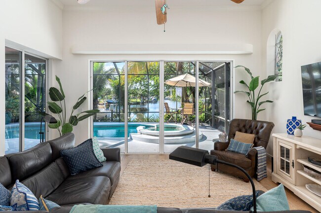 Building Photo - 3842 SW St Lucie Ln