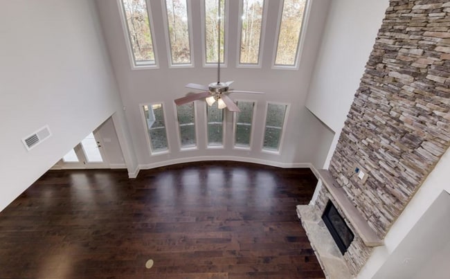 Building Photo - Executive Home in a True Lifestyle Community