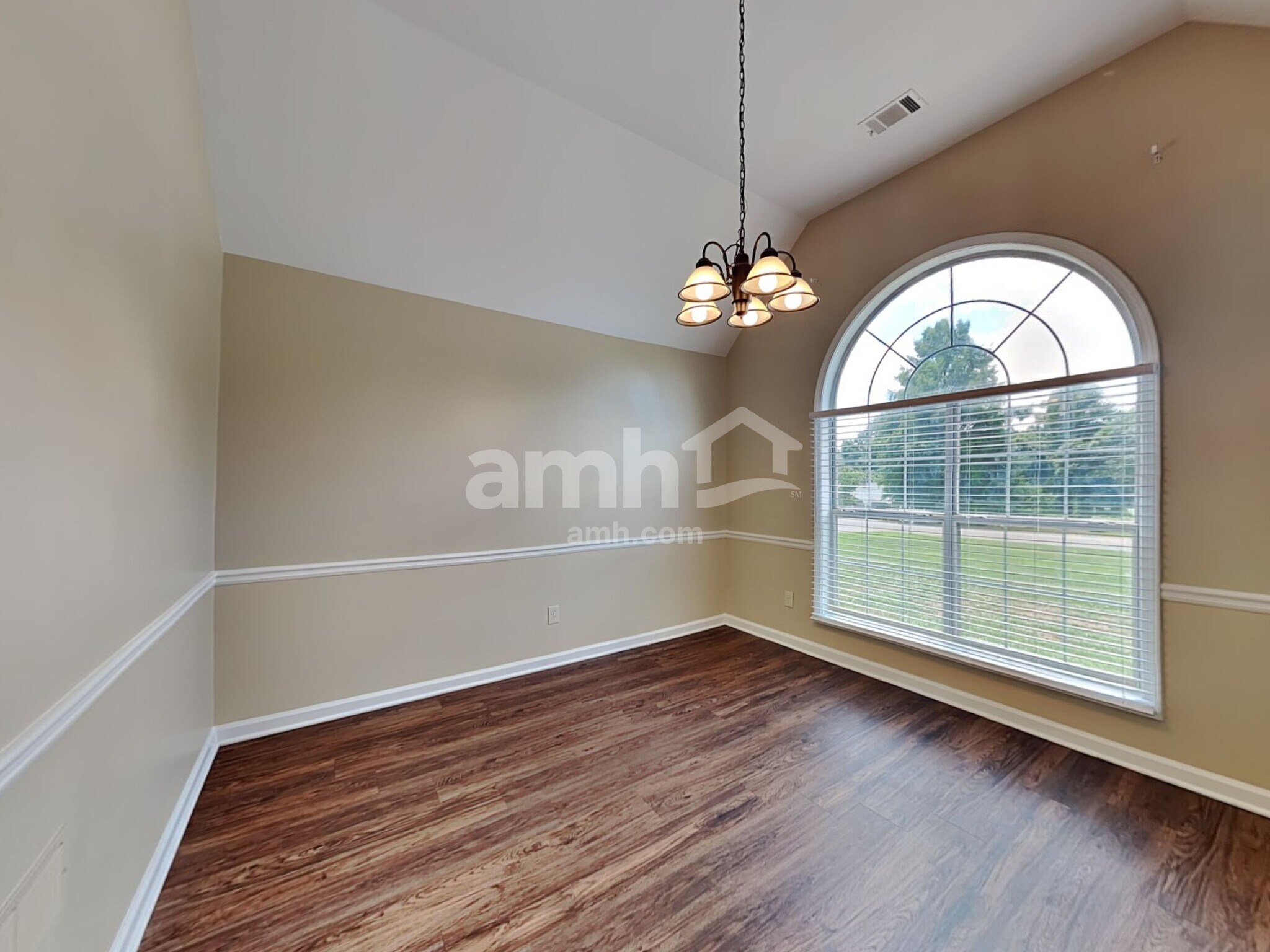 Building Photo - 412 Briarwood Rd