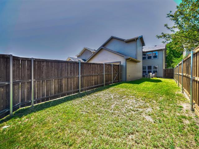 Building Photo - 7120 Wind Row Dr