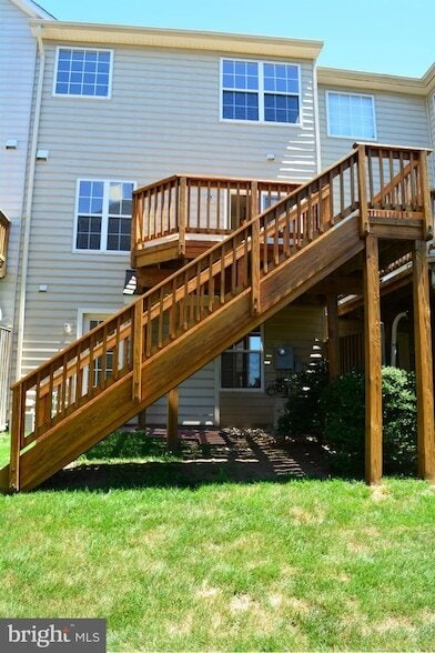Building Photo - 2518 James Maury Dr