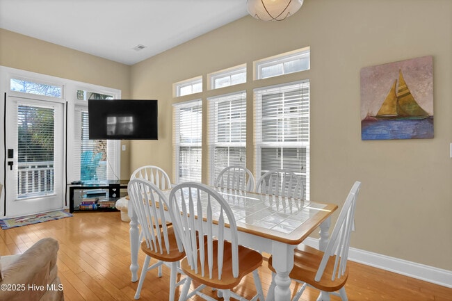 Building Photo - 1218 Bowfin Ln
