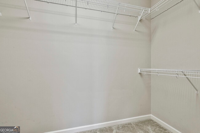 Building Photo - 205 Lexington Village