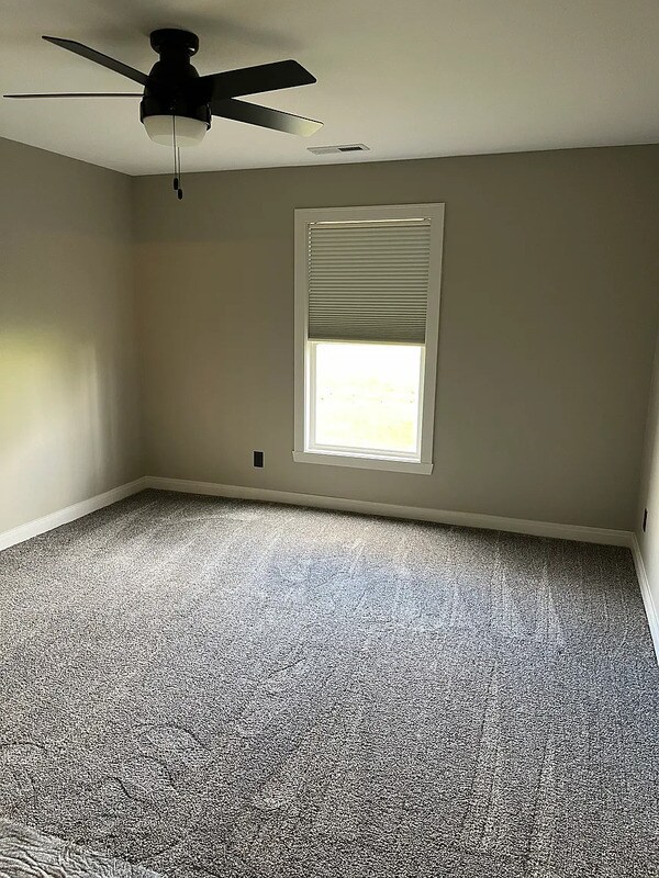 Building Photo - 10000 Primrose Pl